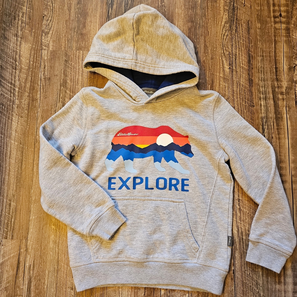 XS(5/6) Eddie Bauer Explore Sunset Bear Hoodie